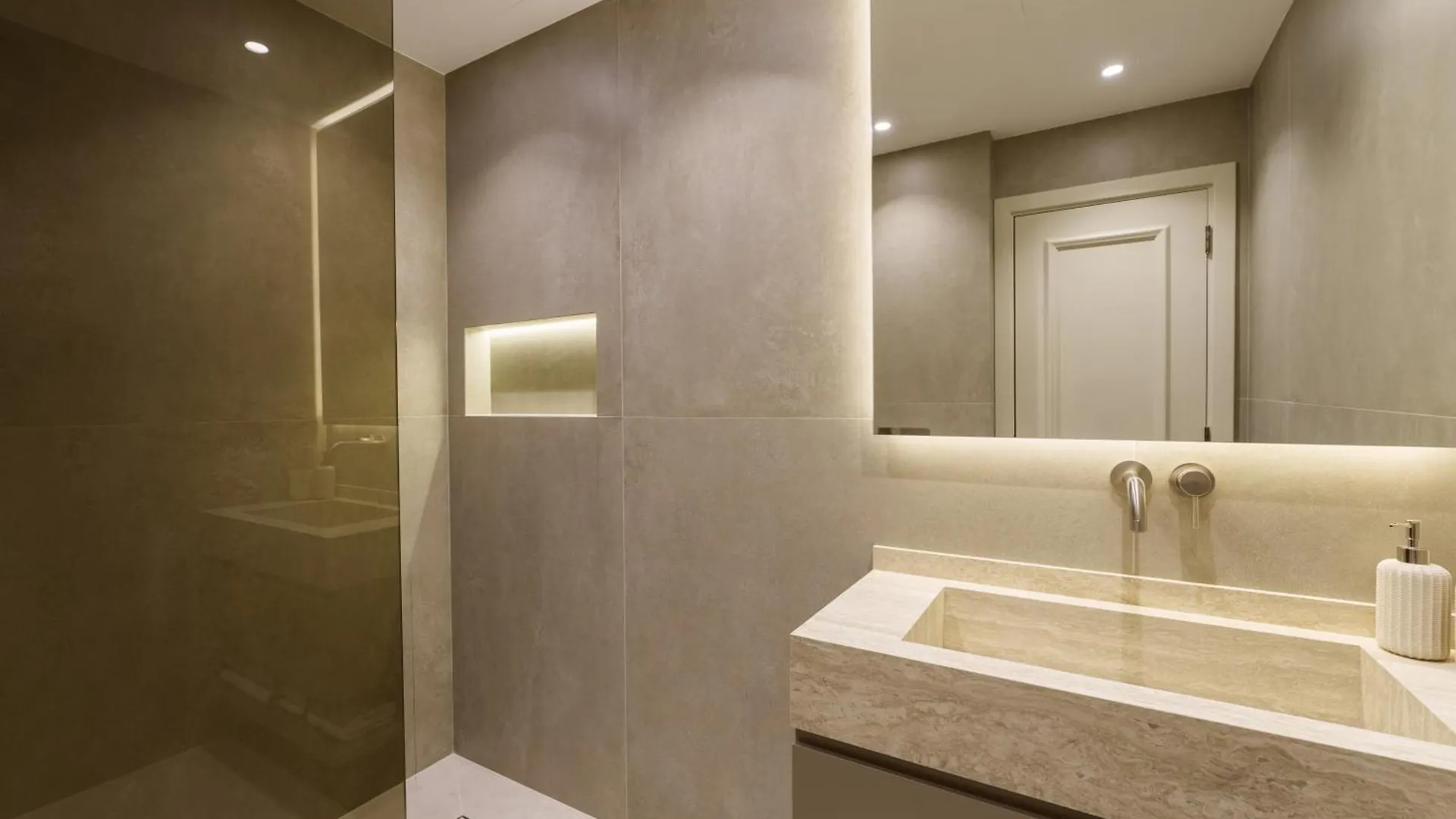 Daniels 4Br At Princess Tower With Marina And Sea View Dubai